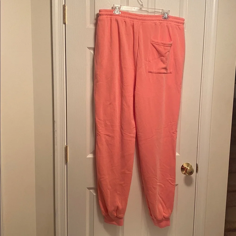 Aksit  2 Piece Coral Jogging Suit…size 4XL - Picture 5 of 7